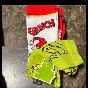 5 Grinch Themed Socks - Red and Green and White